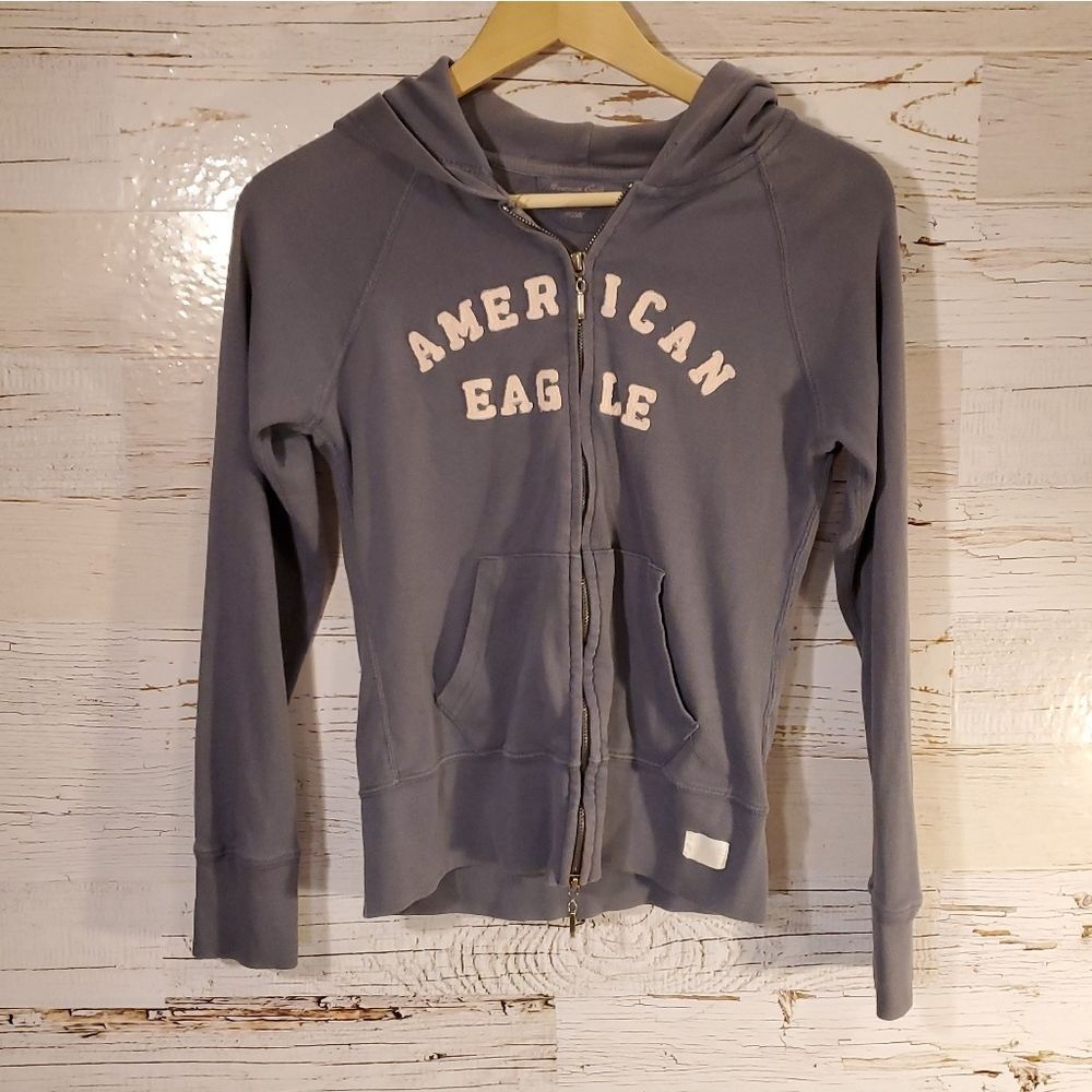 American Eagle Outfitters full-zip sweatshirt